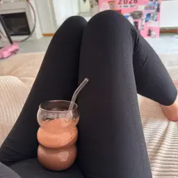 Ich hab grad alles fertig geplant 😋
MORGEN ABEND kommt pünktlich um 18Uhr mein LÄNGSTES VIDEO, was ich bisher aufgenommen habe, online! 🎁 💋