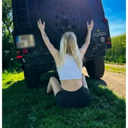 Schreib mir mal auf T.el——.egr.am 🤭🥰 Beikathzuhause