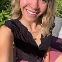 Ein Lächeln mit schlechter Absicht 💋