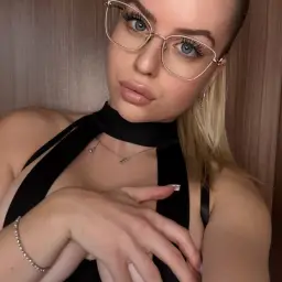 😝