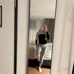 😗😊