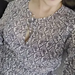 😘