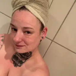 Willst du mich nicht Abtrocknen😈