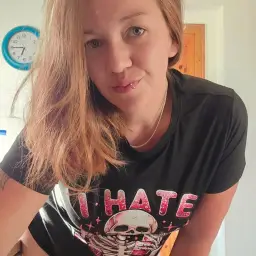 😘