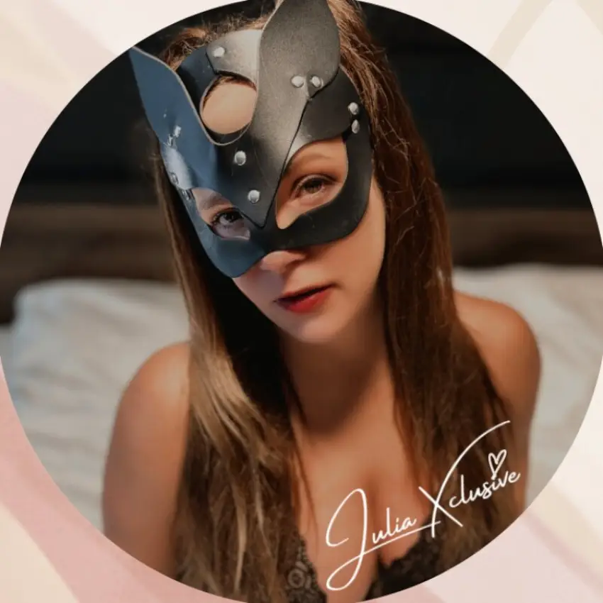 julia_xclusive – Spotti.net