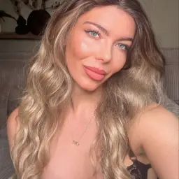 Da wir sowieso alle den ganzen Tag schwitzen können wir auch etwas unartig sein 👅