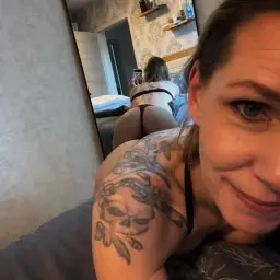 einen super heißen Start in die neue Woche❤️
ich starte jetzt auch so langsam in den Tag 🥰
hab schöne Gedanken und lass dich nicht ärgern 🫶🏻❤️
