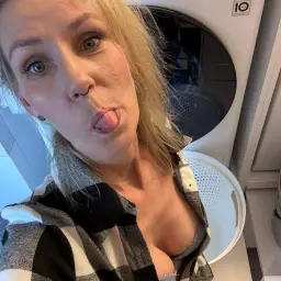 Fleißig am Morgen in der Wäschekammer 😇
was hast du heute schönes geplant?☺️