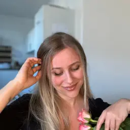 Och hoffe ja, du kannst auch ein bisschen romantisch sein😘✨🌹