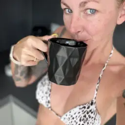 Ein kleiner Morgen Gruss von mir 💋