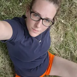 Ab und an muss man auch mal Pause in der Natur machen....auch wenn es ganz schön am Po piekst 😅