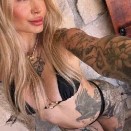 🥰🖤
#blond #blonde #bigboobs #bikini #inked #tattoos #lifestyle #foryou