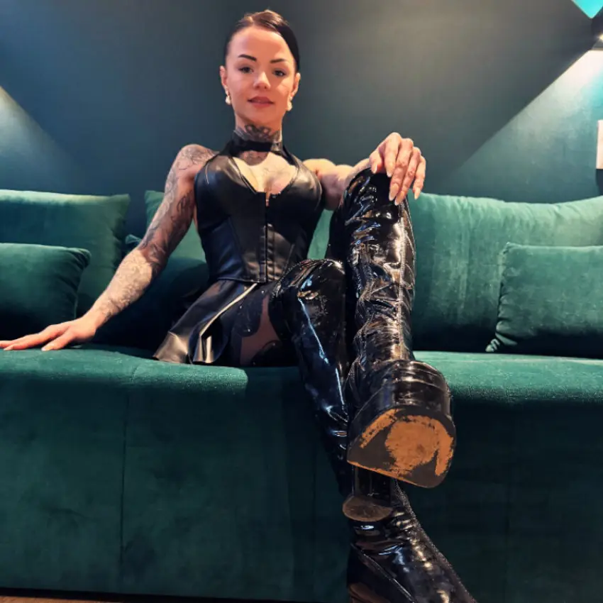 skinny_lilly – Spotti.net