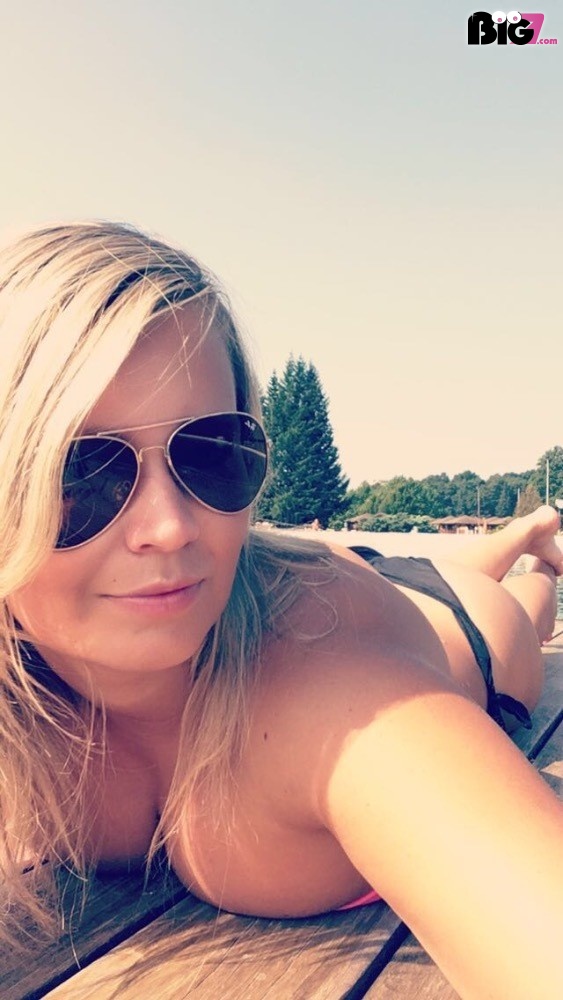Blondiesek – Spotti.net