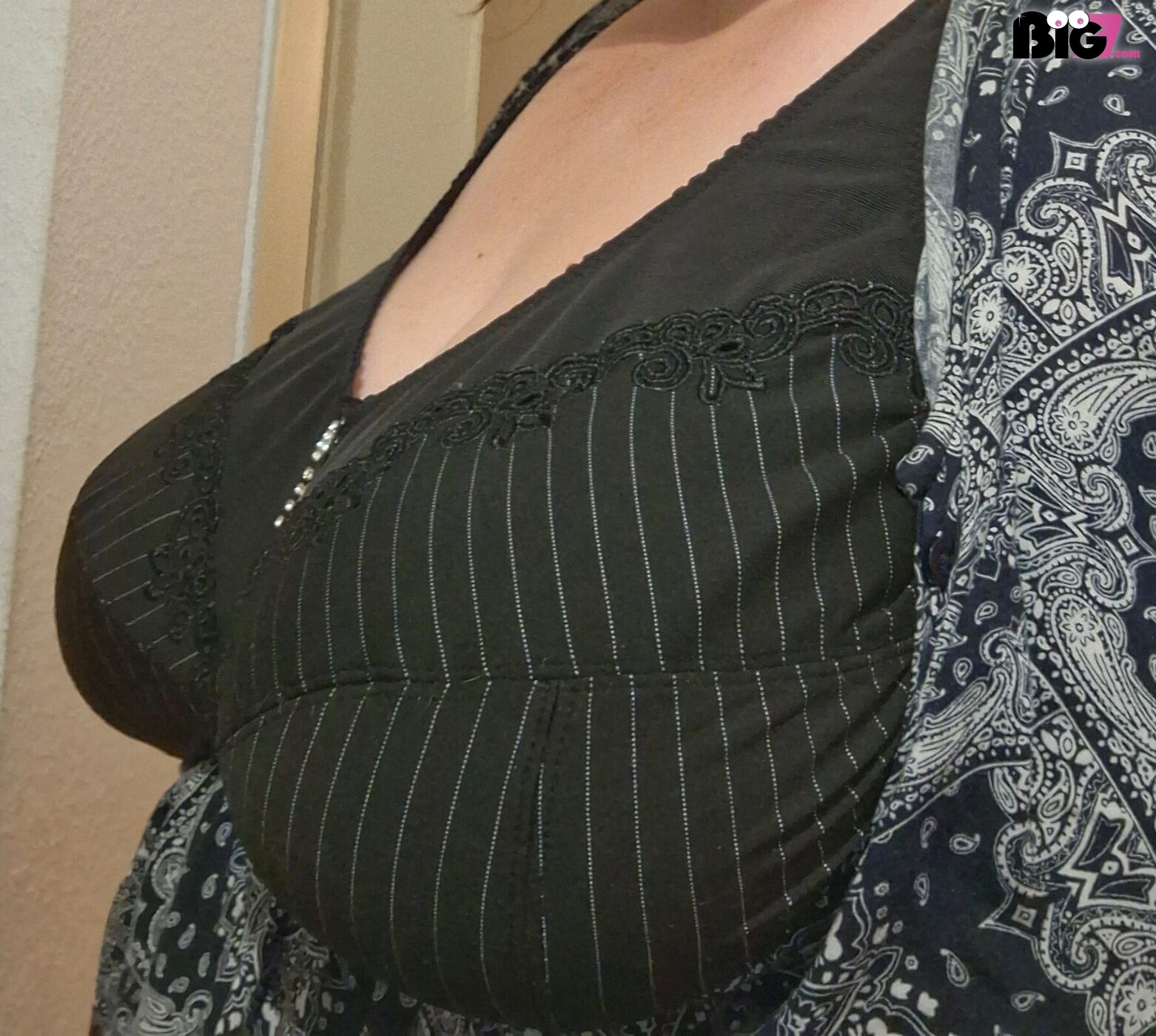 Curvy-Sanne – Spotti.net