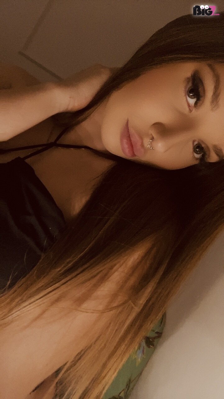 EmmaKissable – Spotti.net
