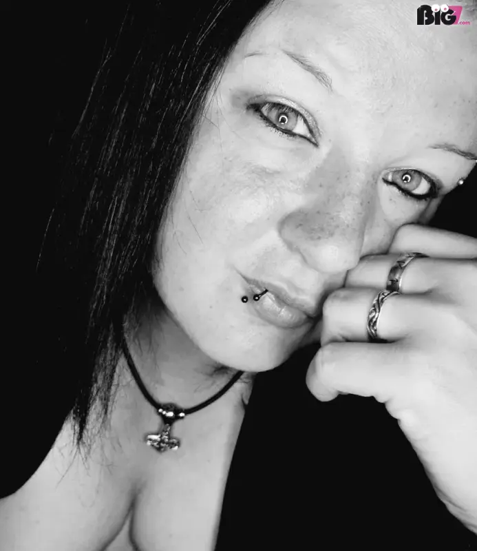 HotKitty123 – Spotti.net