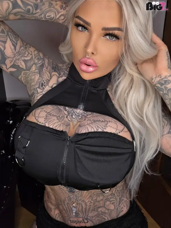 MilaElaine – Spotti.net