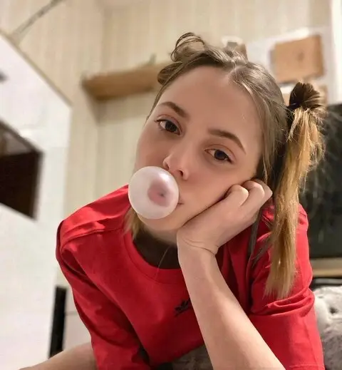 Katya Sun 🧸 – Spotti.net