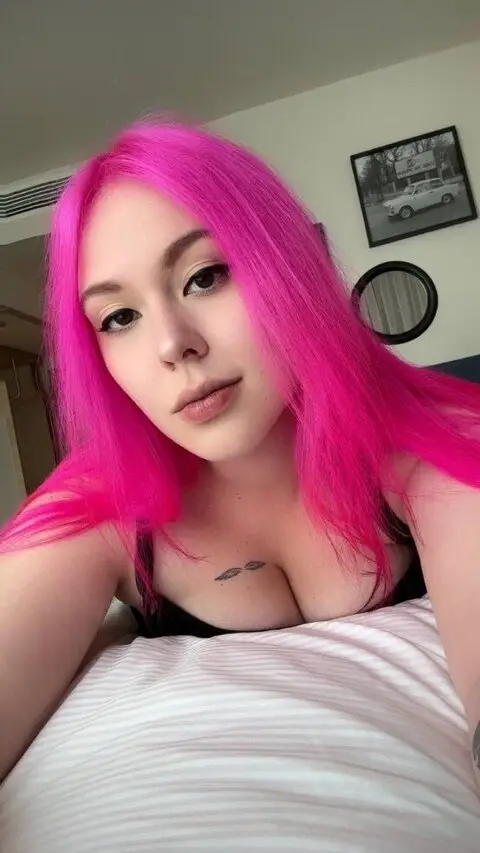 Marie Wunder🦄 – Spotti.net