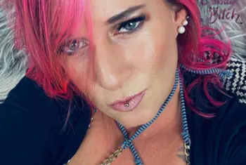 Candy-Bitch Livecam